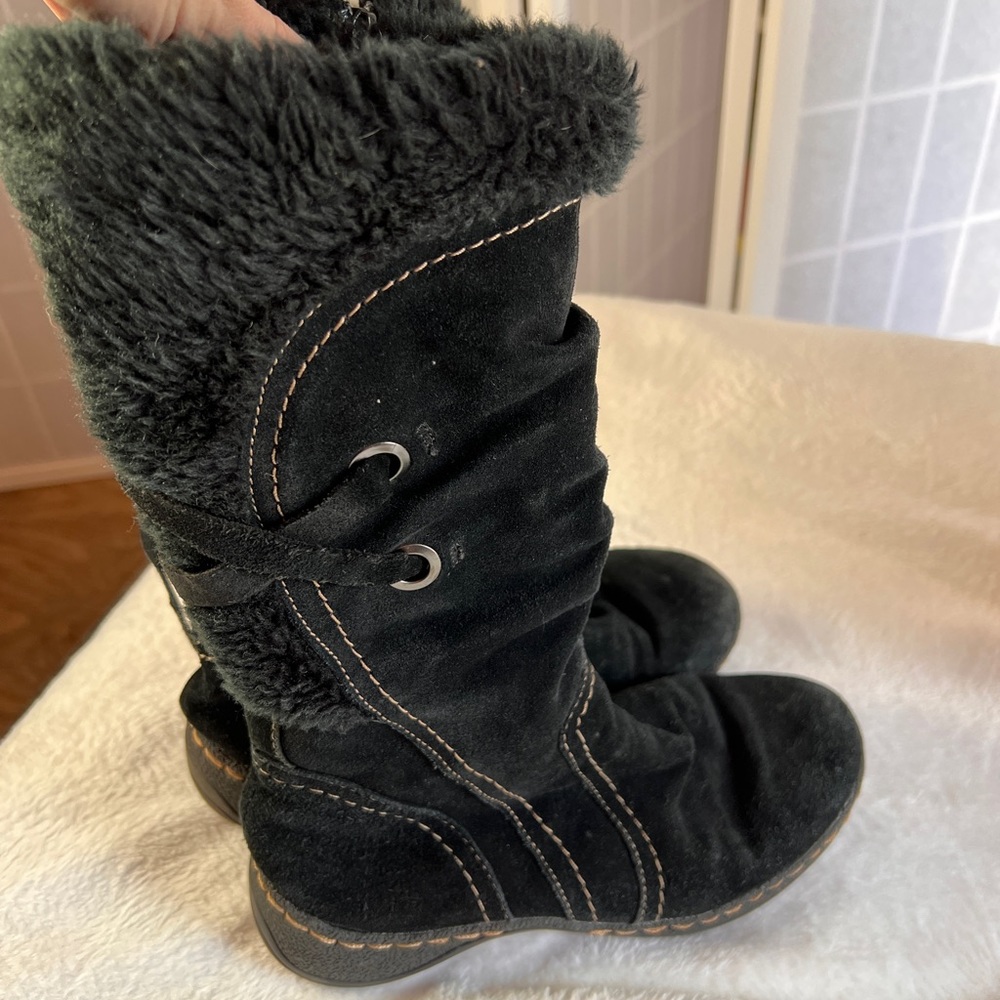 Black boots